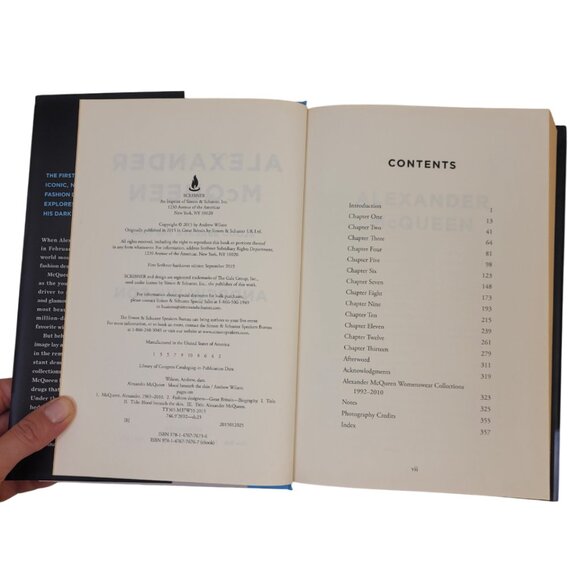 bundle Alexander McQueen books like-new condition - Picture 6 of 7